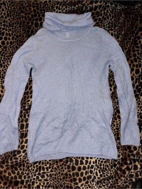 turtleneck